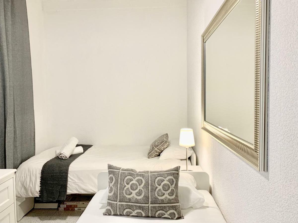 Charm Miro Apartment Barcelona Luaran gambar