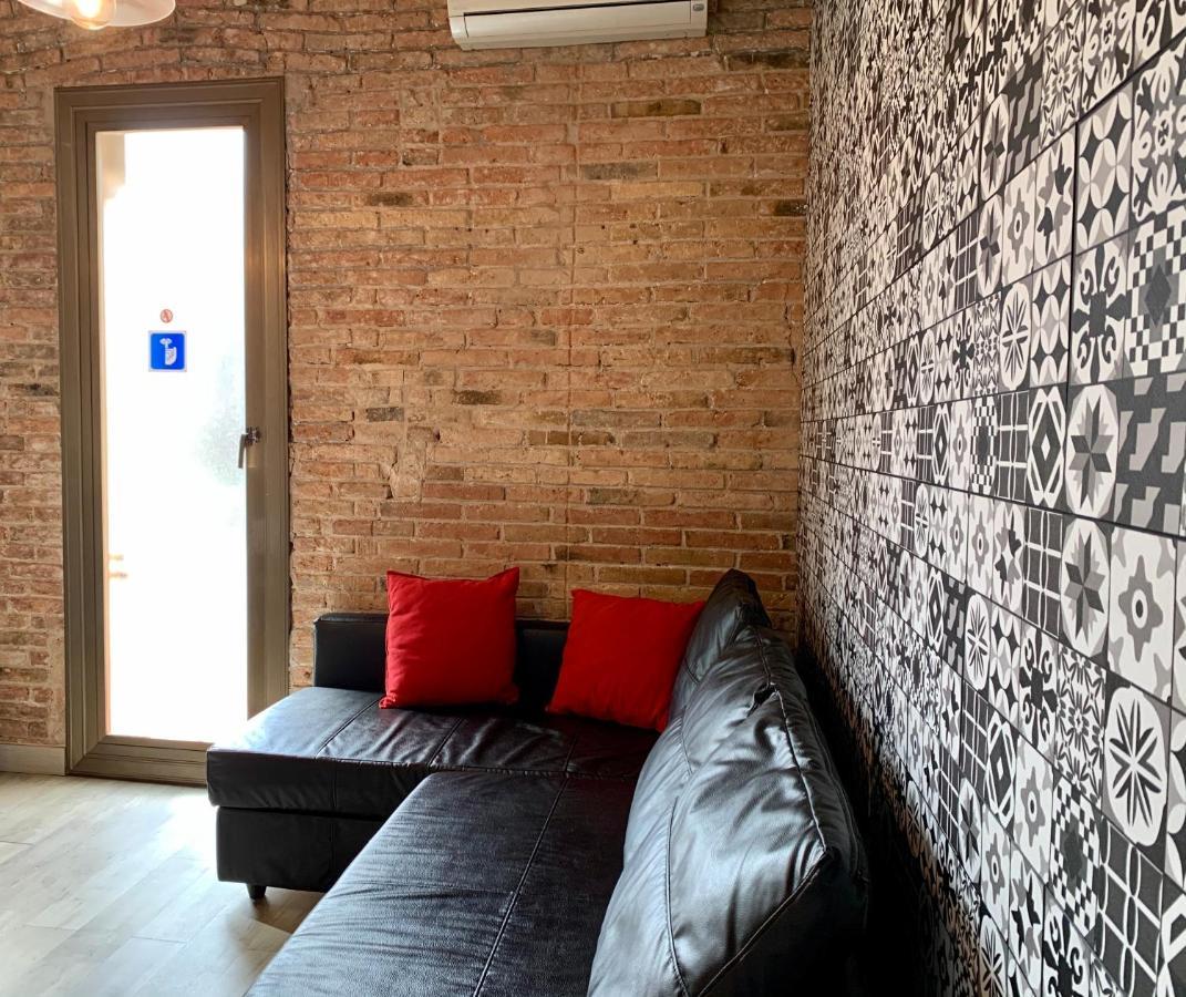 Charm Miro Apartment Barcelona Luaran gambar
